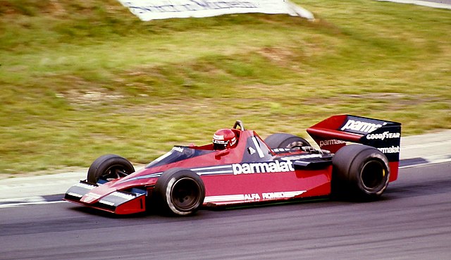 By Martin Lee from London, UK - Niki Lauda - Brabham BT46 at Druids at the 1978 British Grand Prix, CC BY-SA 2.0
